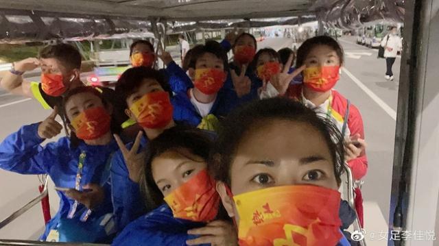 李佳悦：我是中国女足最强中后卫 另一个则是海燕