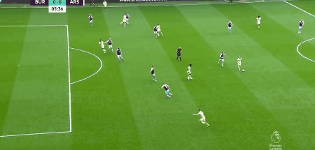 【英超】厄德高任意球破门 伯恩利0比1阿森纳